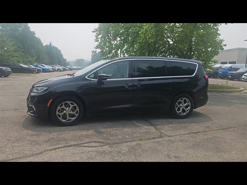 2024 Chrysler Pacifica Limited