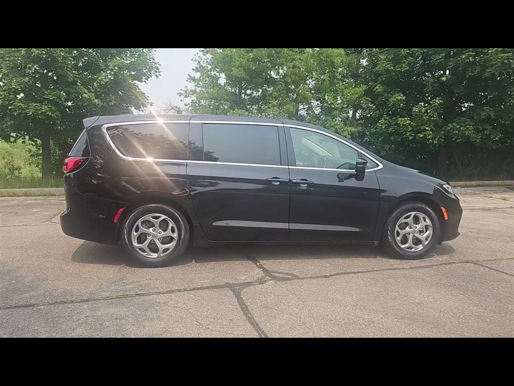 2024 Chrysler Pacifica Limited
