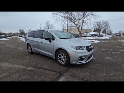 2024 Chrysler Pacifica Limited