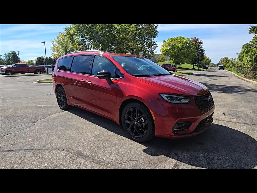 2025 Chrysler Pacifica Limited