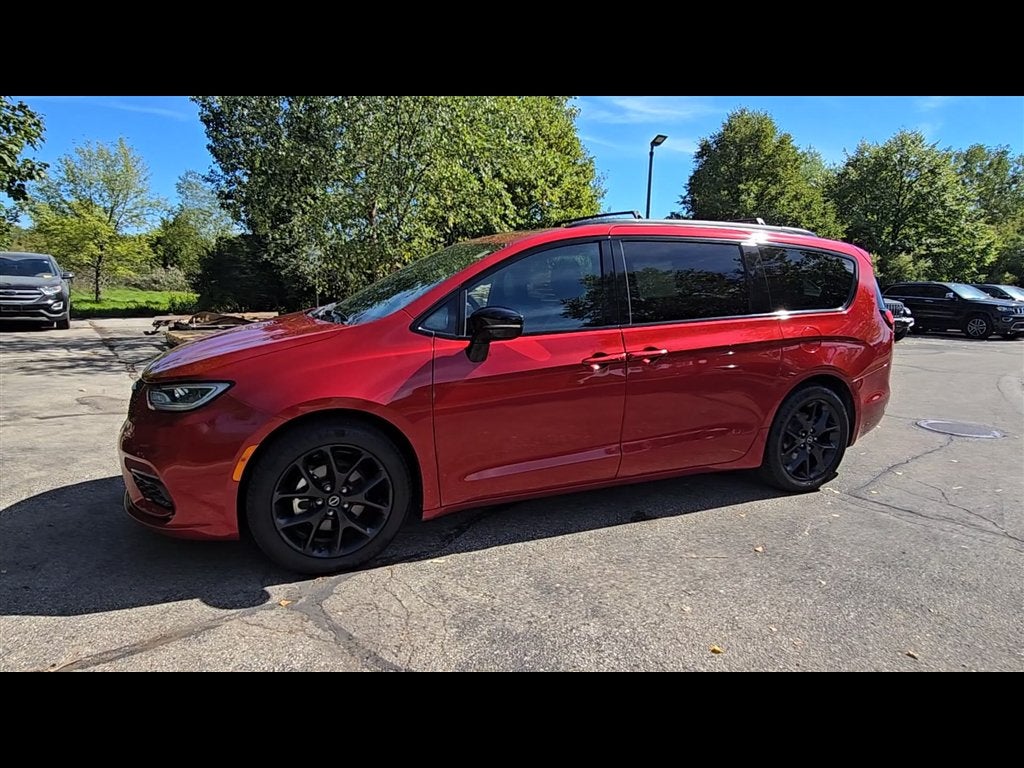 2025 Chrysler Pacifica Limited
