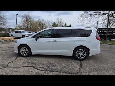 2024 Chrysler Pacifica Limited
