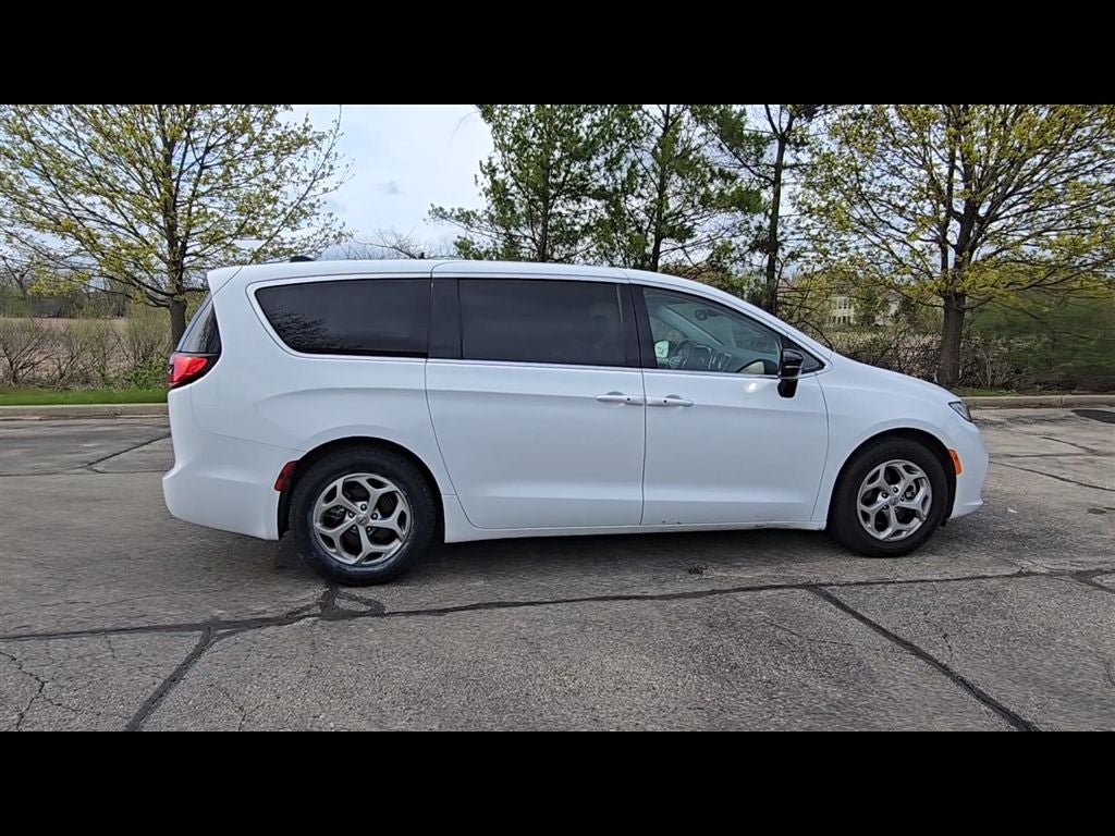 2024 Chrysler Pacifica Limited