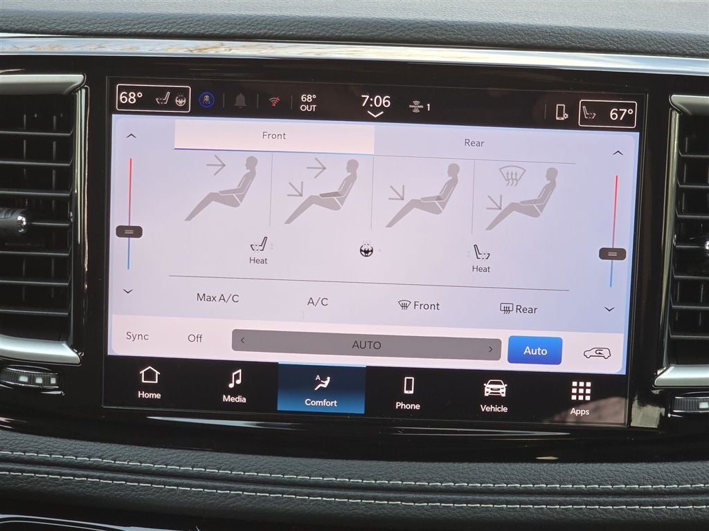 2026 Chrysler Pacifica Select