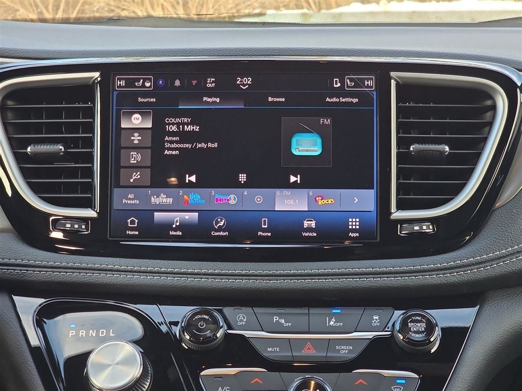 2026 Chrysler Pacifica Select