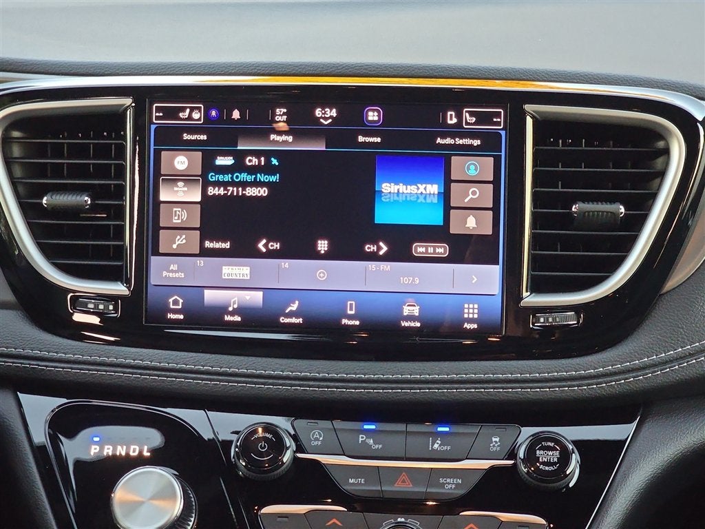 2027 Chrysler Pacifica Select