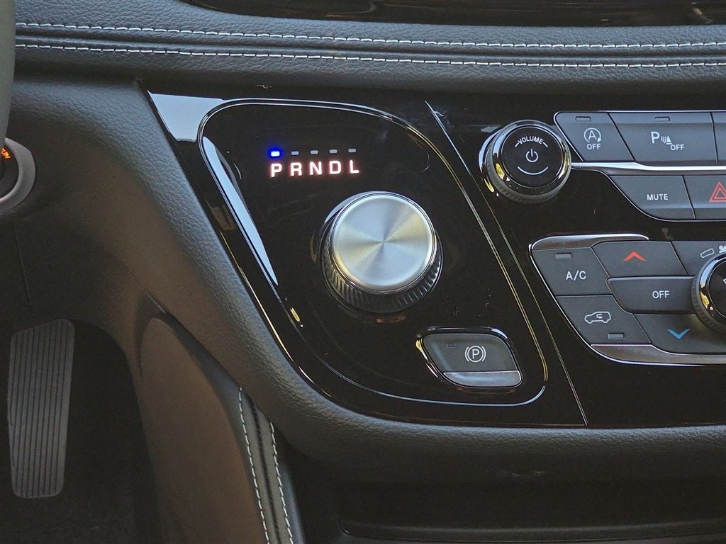 2027 Chrysler Pacifica Limited