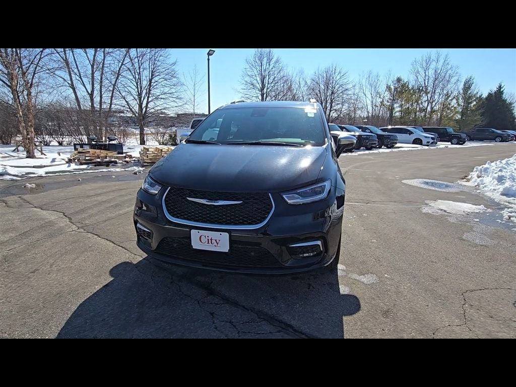 2026 Chrysler Pacifica Pinnacle