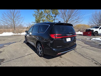 2026 Chrysler Pacifica Pinnacle