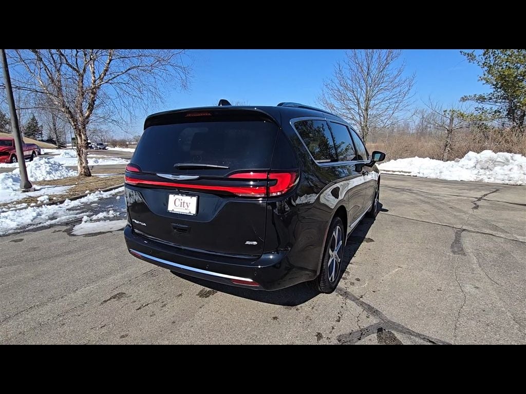2026 Chrysler Pacifica Pinnacle