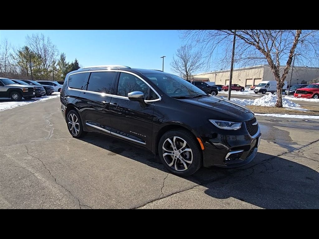 2026 Chrysler Pacifica Pinnacle
