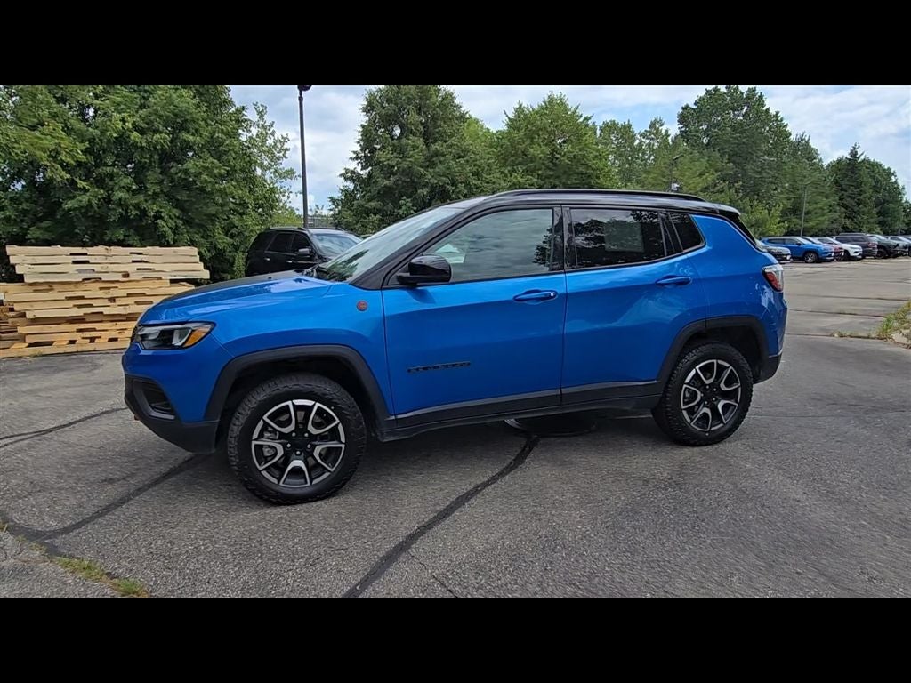 2024 Jeep Compass Trailhawk