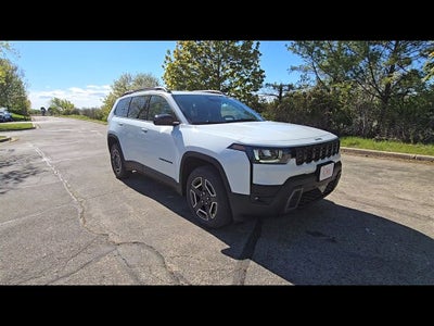2026 Jeep Cherokee Laredo