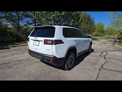2026 Jeep Cherokee Laredo