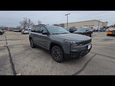2026 Jeep Cherokee Laredo