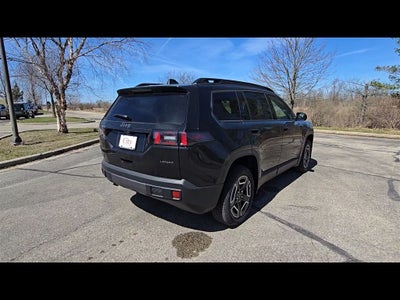 2026 Jeep Cherokee Laredo