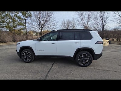 2026 Jeep Cherokee Overland