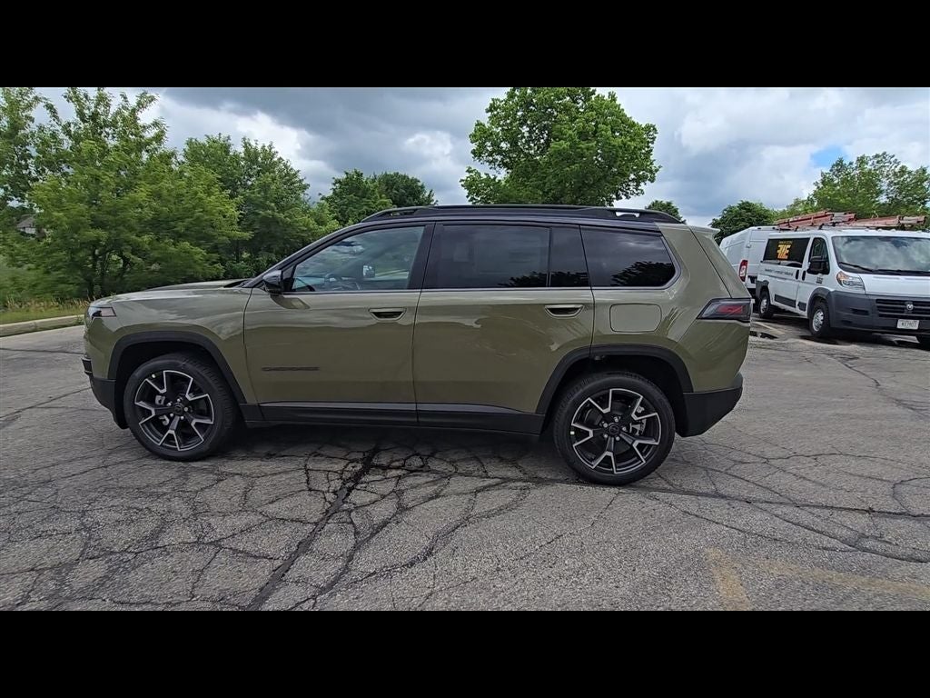 2026 Jeep Cherokee Overland