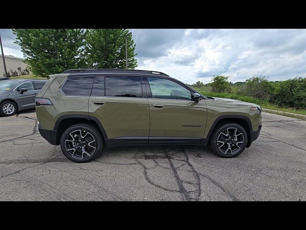2026 Jeep Cherokee Overland