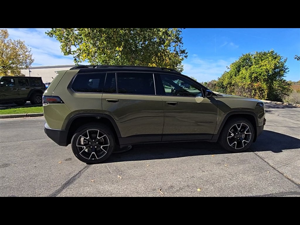 2026 Jeep Cherokee Overland