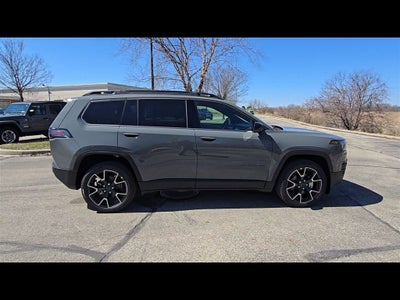 2026 Jeep Cherokee Overland