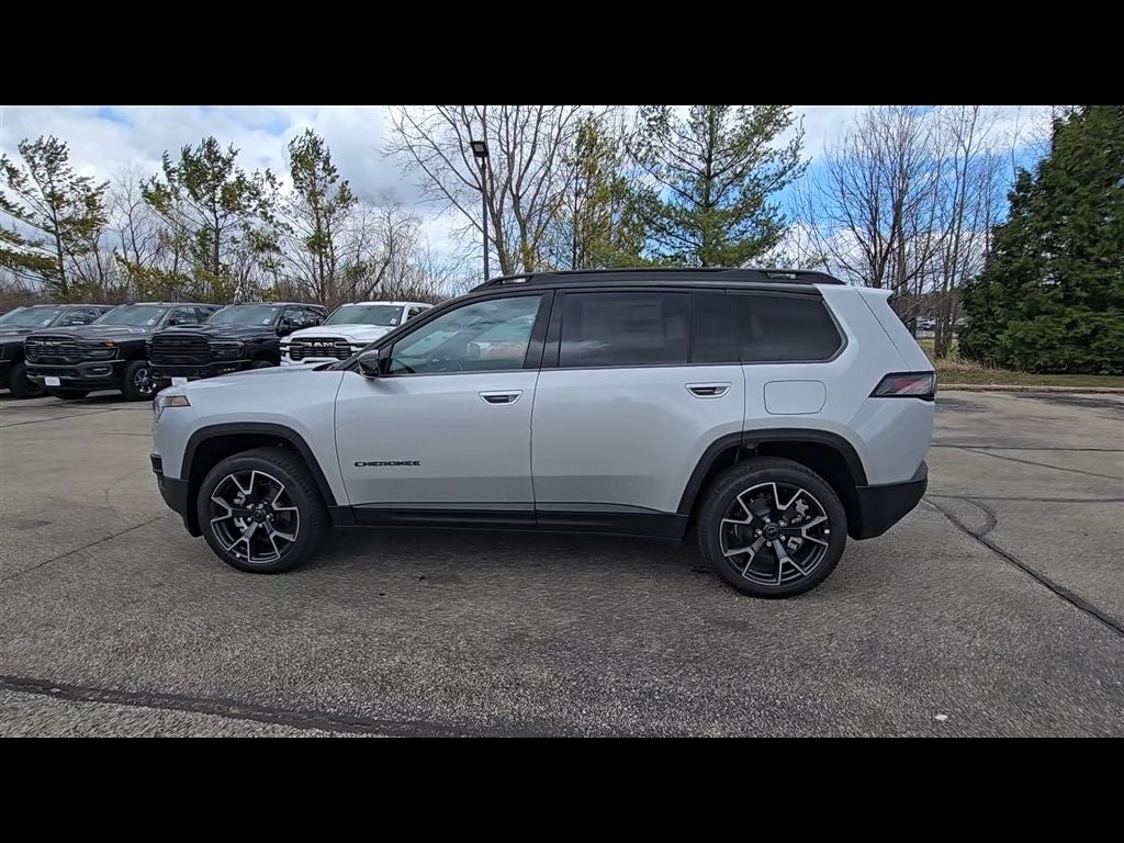 2026 Jeep Cherokee Overland
