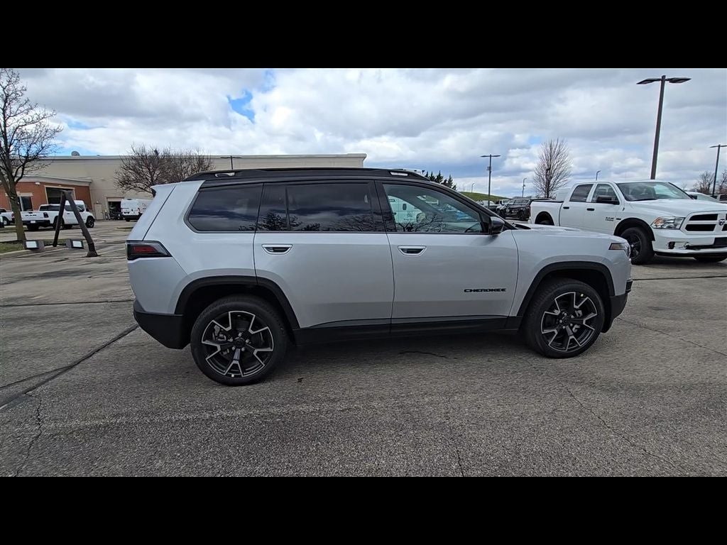 2026 Jeep Cherokee Overland