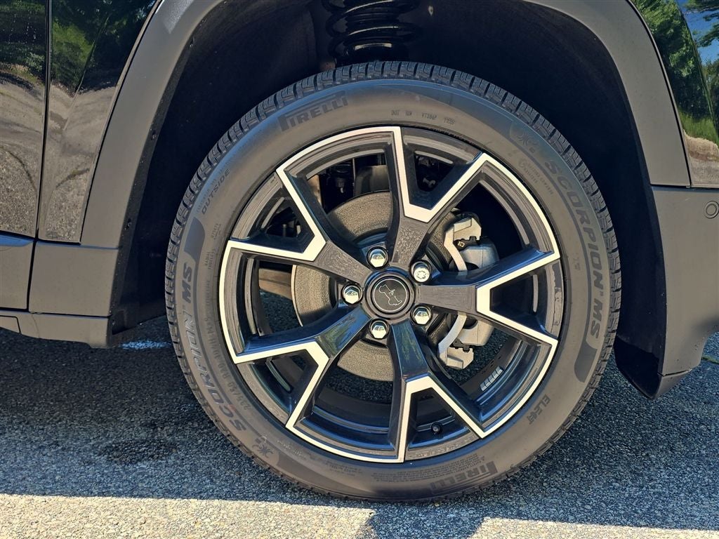 2026 Jeep Cherokee Overland