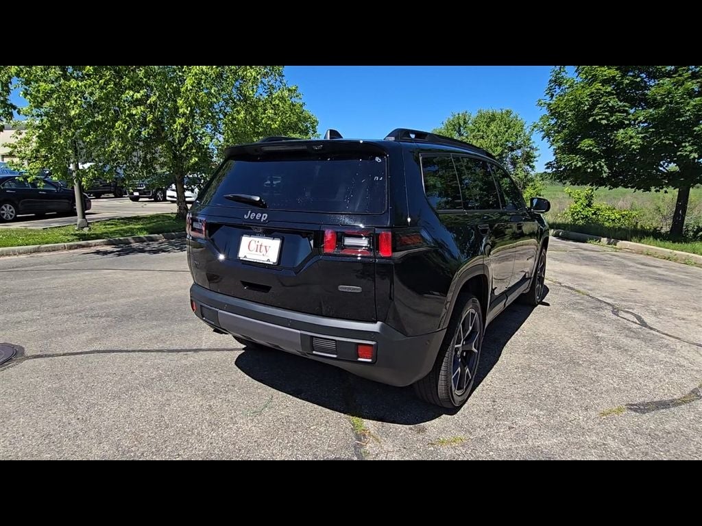2026 Jeep Cherokee Overland