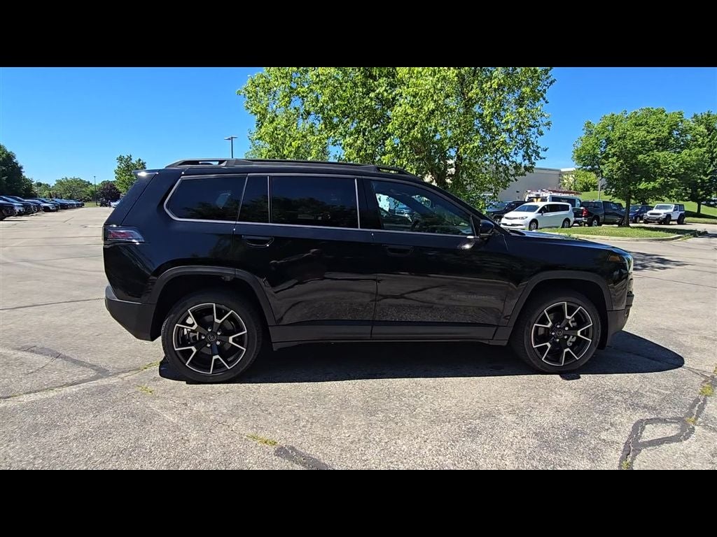 2026 Jeep Cherokee Overland