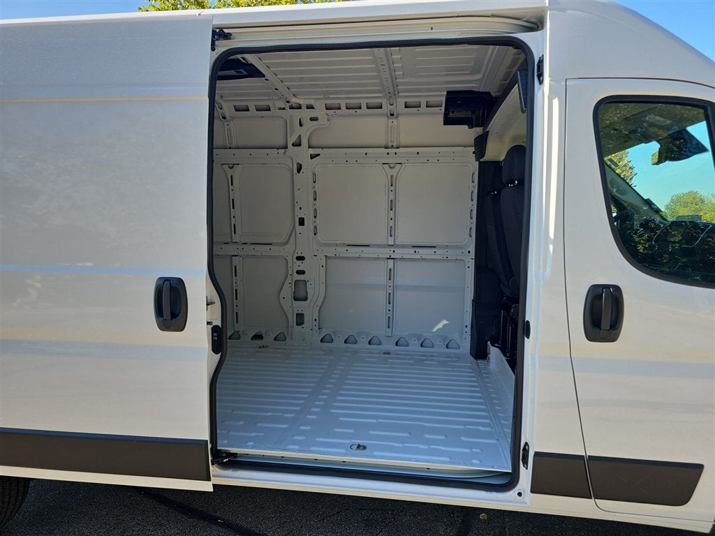 2027 RAM ProMaster 2500 High Roof