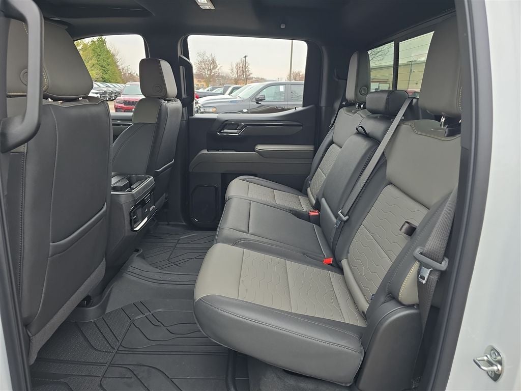 2025 Chevrolet Silverado 1500 ZR2