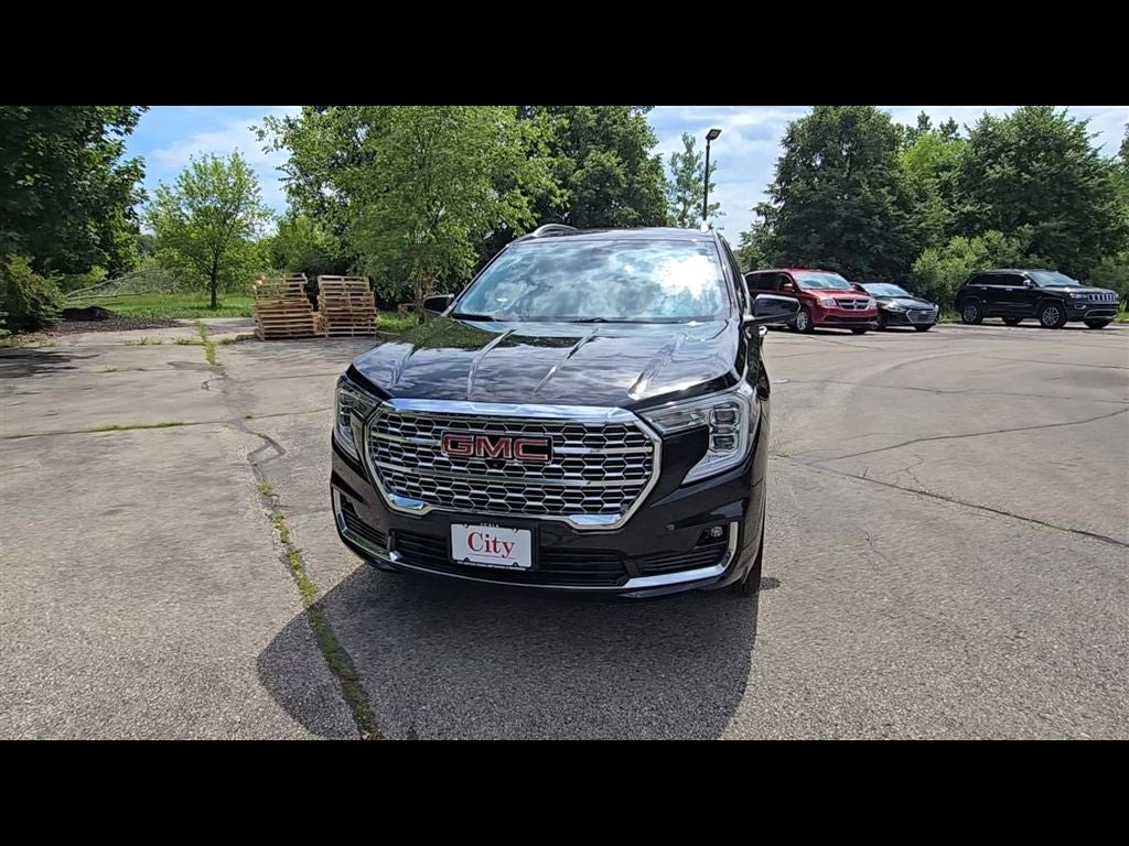 2024 GMC Terrain Denali