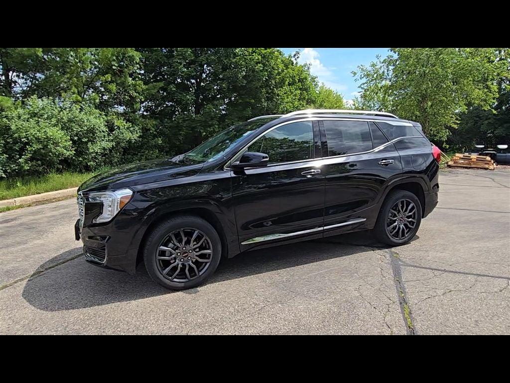 2024 GMC Terrain Denali