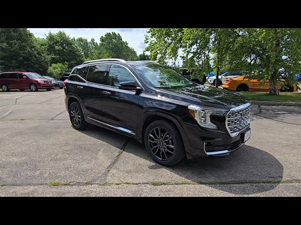 2024 GMC Terrain Denali