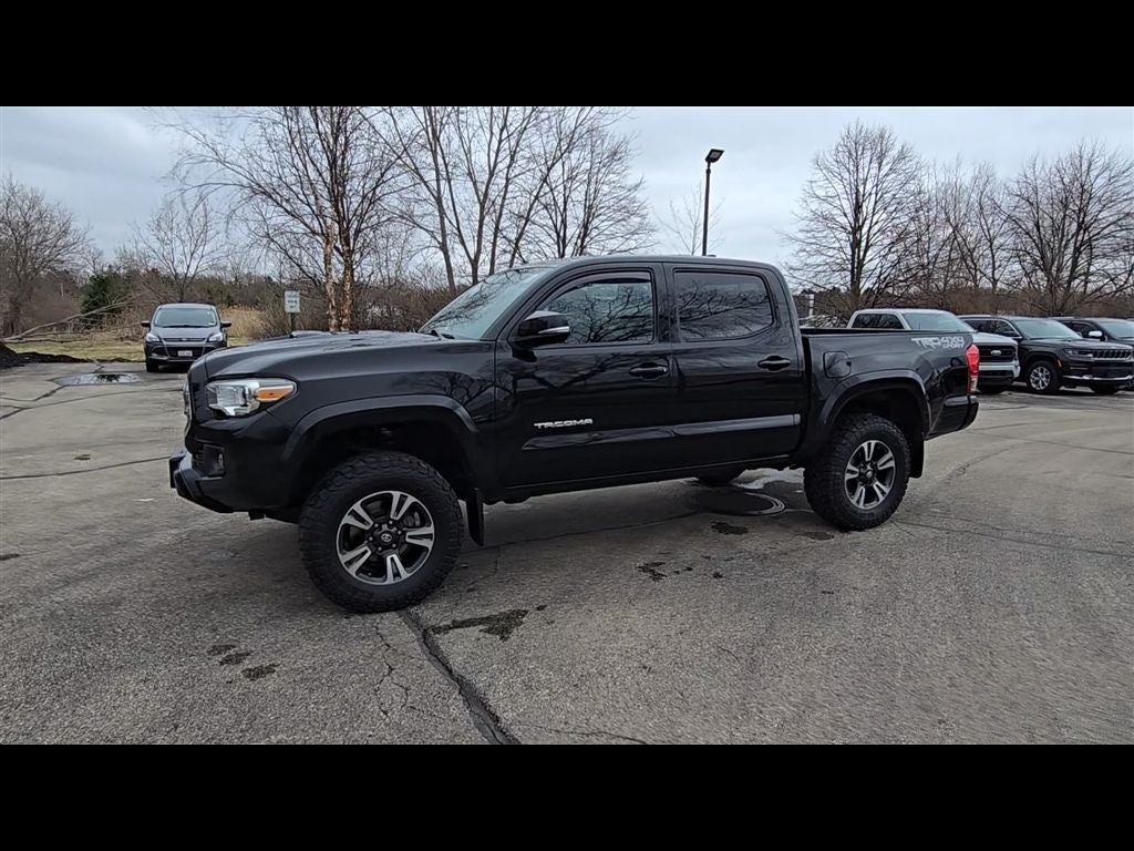 2017 Toyota Tacoma TRD Sport