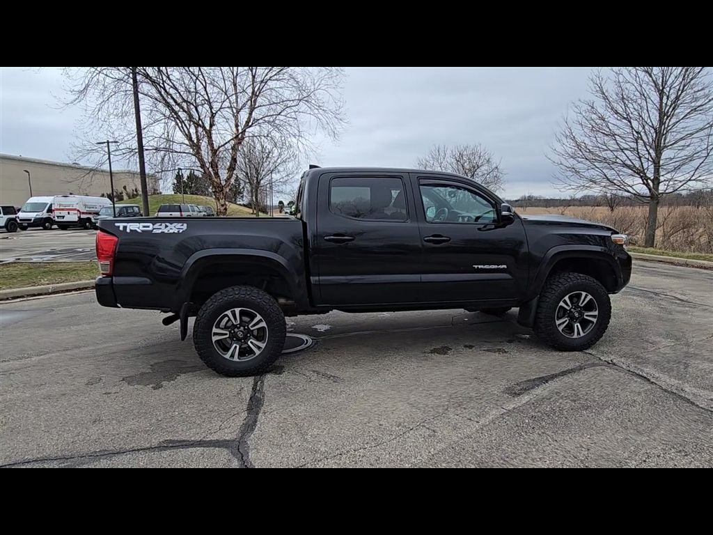 2017 Toyota Tacoma TRD Sport