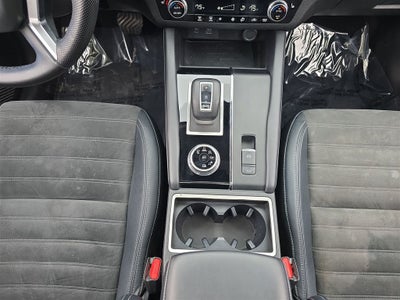 2023 Mitsubishi Outlander SE