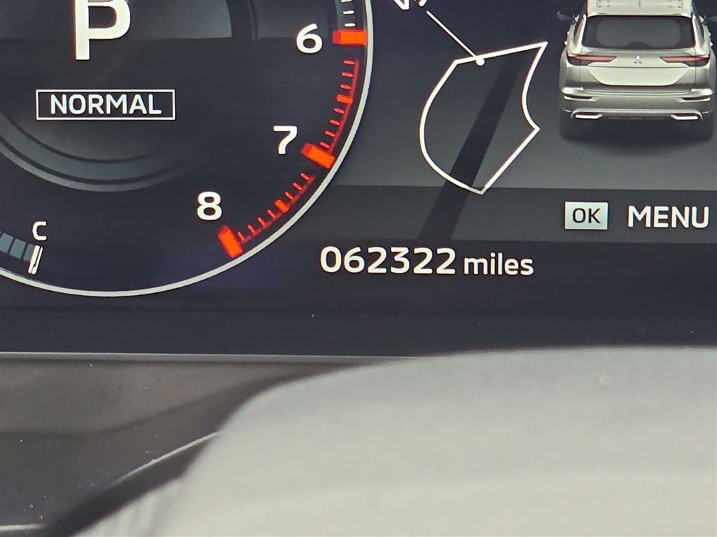 2023 Mitsubishi Outlander SE