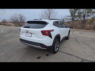 2025 Chevrolet Trax LT