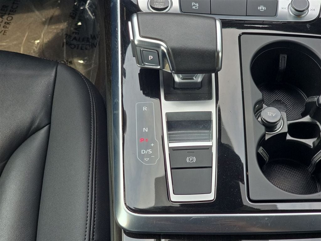 2023 Audi Q7 45 Premium quattro