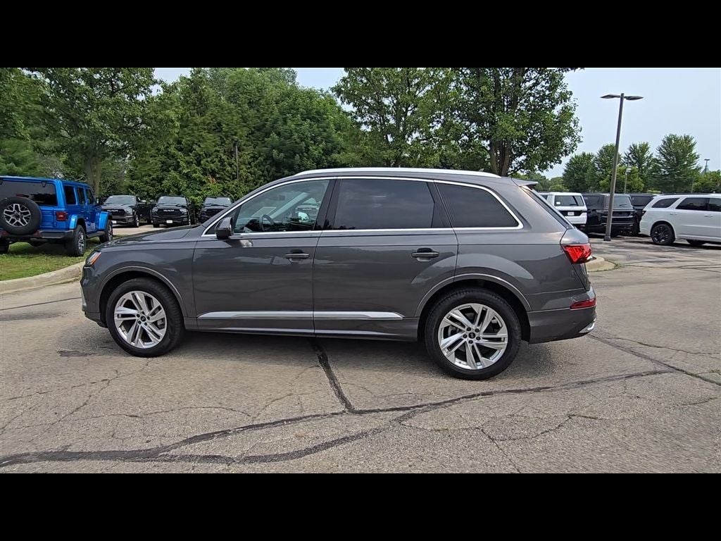 2023 Audi Q7 45 Premium quattro