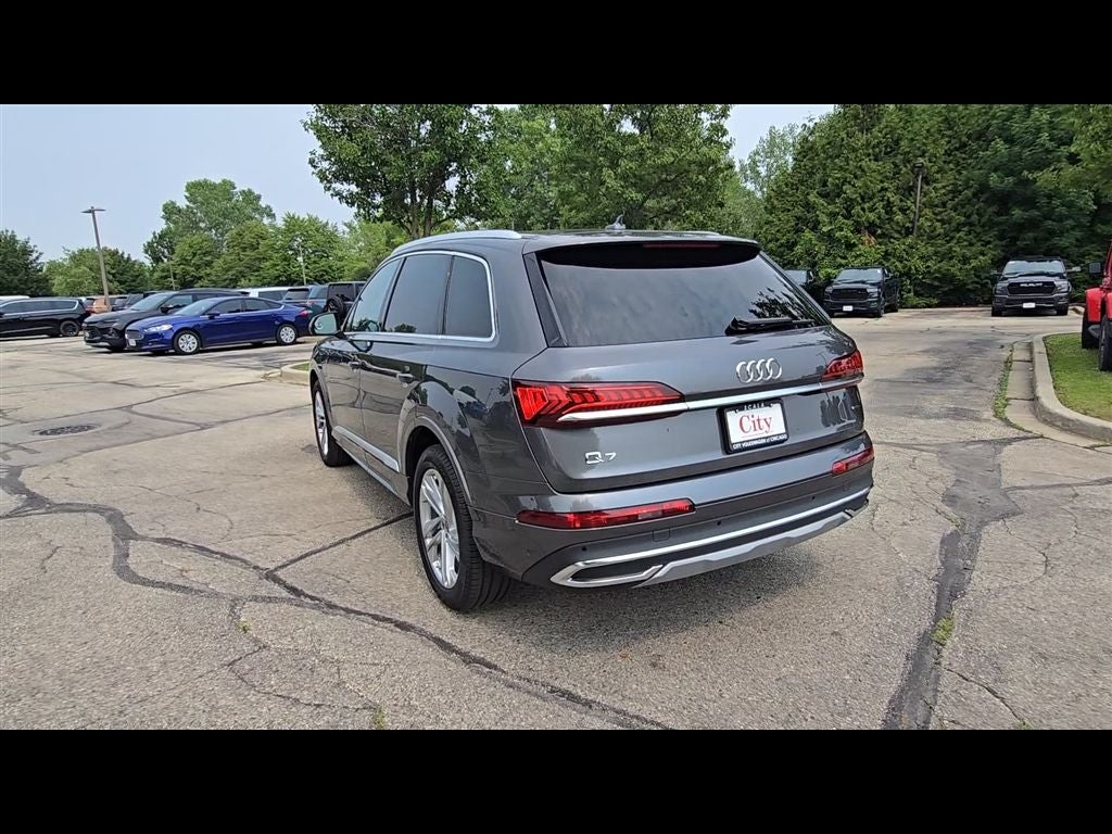 2023 Audi Q7 45 Premium quattro