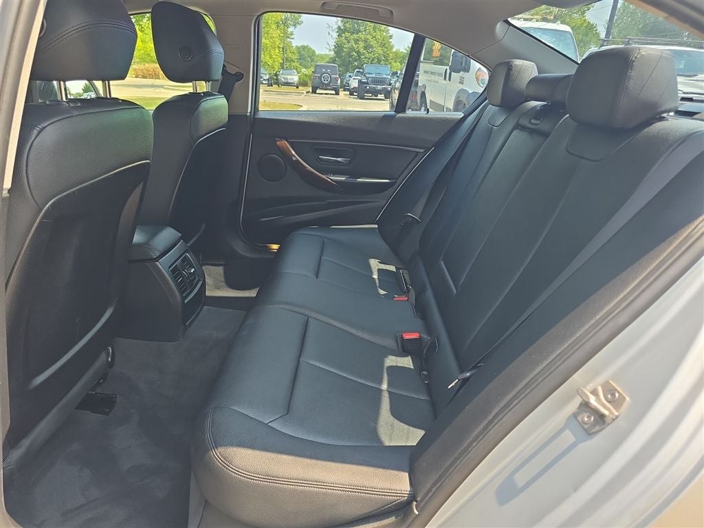 2016 BMW 3 Series 320i xDrive