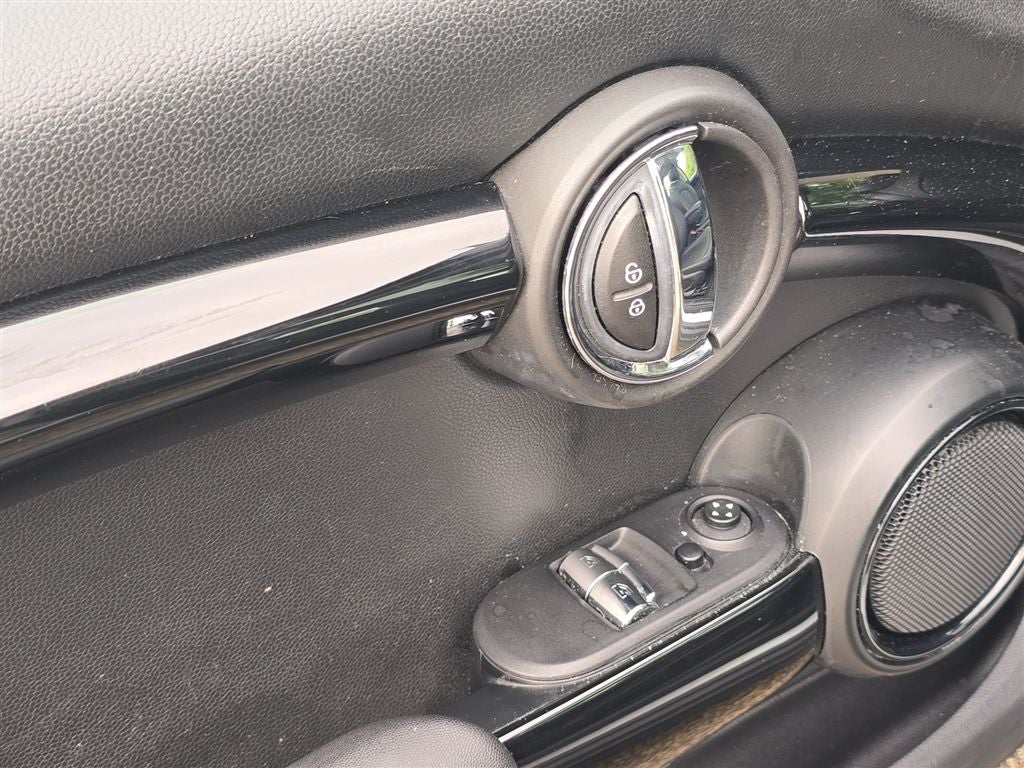 2019 MINI Cooper Signature