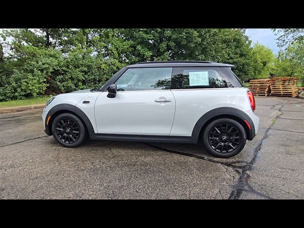 2019 MINI Cooper Signature